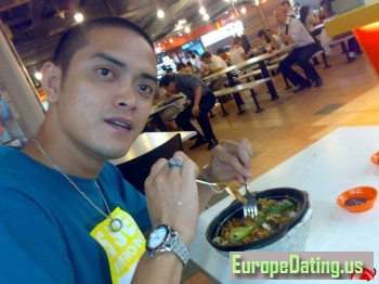 <p>food trip in singapore</p>