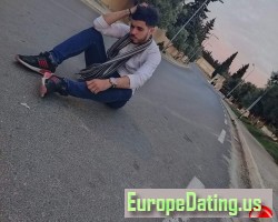 Merwanus, 26, ʿAyn Timūšanat, ʿAyn Tīmūšanat, Algeria