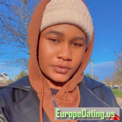 kaylssbabew, 19850326, Le Mée-sur-Seine, Île-de-France, France