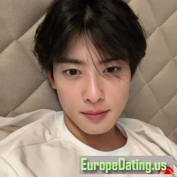 Chaeunwoo, 19970330, Sŏul, Sŏul, Korea South