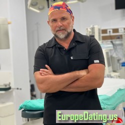 Henry1010, 19690110, Badalona, Barcelona, Spain Henry1010, 19690110, Badalona, Barcelona, Spain