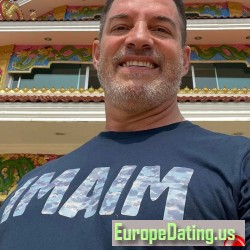 Rogermeadee, 19791126, Buffalo, New York, United States