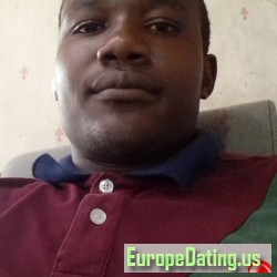 Lionel, 19951228, Douala, Littoral, Cameroon