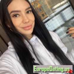 Laura_54, 19880511, Pittsburgh, Pennsylvania, United States Laura_54, 19880511, Pittsburgh, Pennsylvania, United States