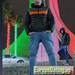 hamiya, 19990310, Algiers, Algier, Algeria