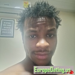 easy.boy.77, 20041025, Benin, Edo, Nigeria