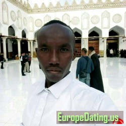 AHMEDLUKA, 19950101, Abéché, Ouaddaï, Chad