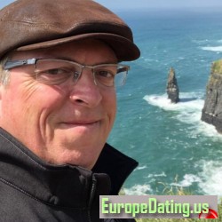 Sans, 19940612, Xigong, Hongkong, China Sans, 19940612, Xigong, Hongkong, China