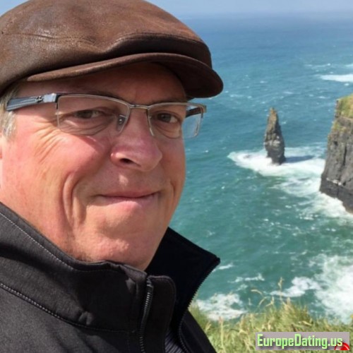 ALEXANDREBEN0007, 19940612, California City, California, United States