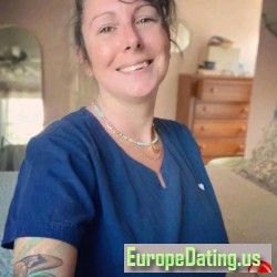 Evelynn, 19760203, Carson City, Nevada, United States