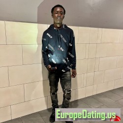 Big_Kevin, 20051011, Kumasi, Ashanti, Ghana Big_Kevin, 20051011, Kumasi, Ashanti, Ghana