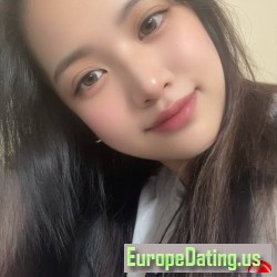 avaa, 19960813, Southgate, London, United Kingdom